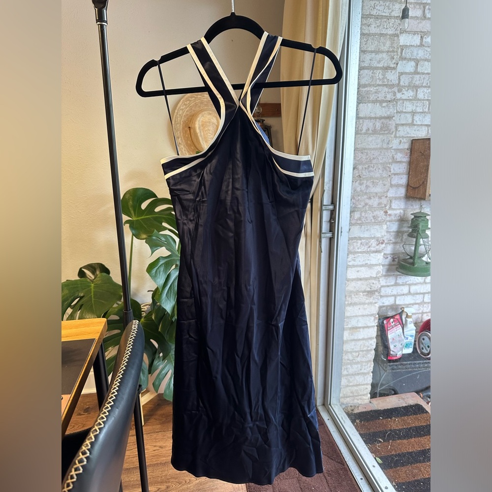 Lilysilk Glossy Camellia Silk Halter-Neck Dress - Picture 10 of 10